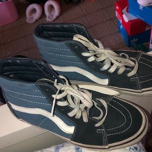 VANS high top shoes ✨💙